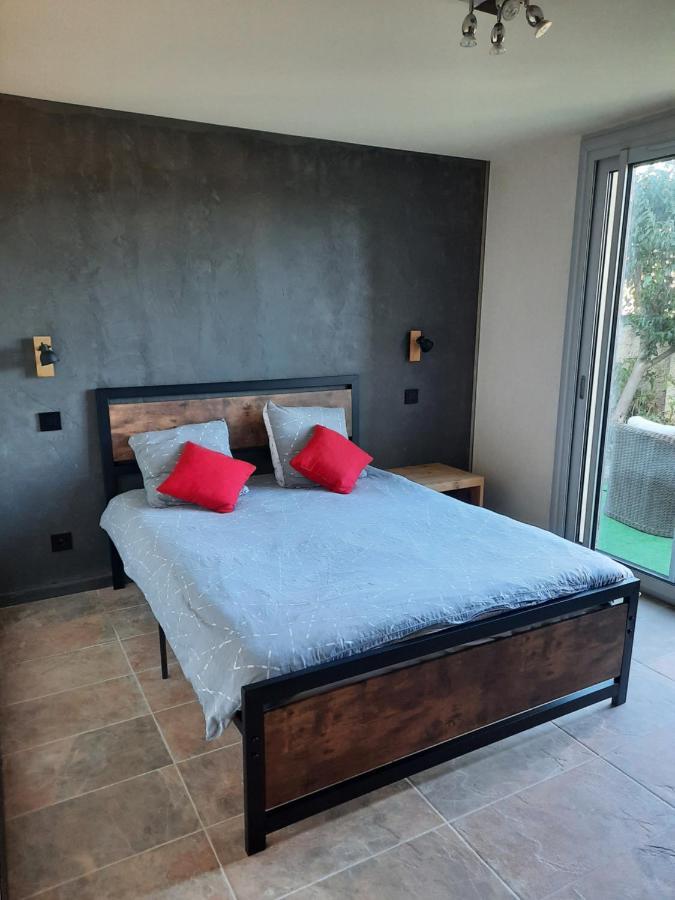 Reves De Vie Studio Morgiou Avec Terrasse Et Parking Prive Cassis Exterior photo