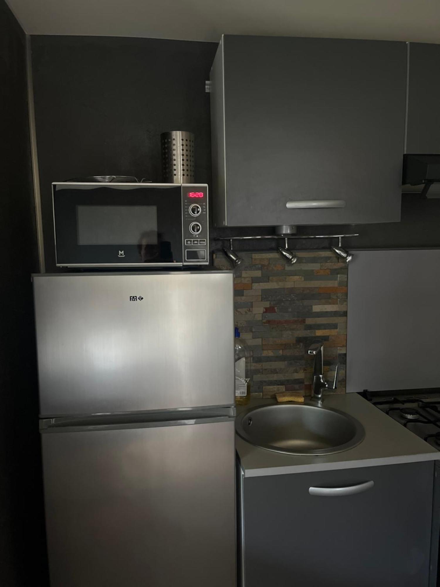 Reves De Vie Studio Morgiou Avec Terrasse Et Parking Prive Cassis Exterior photo